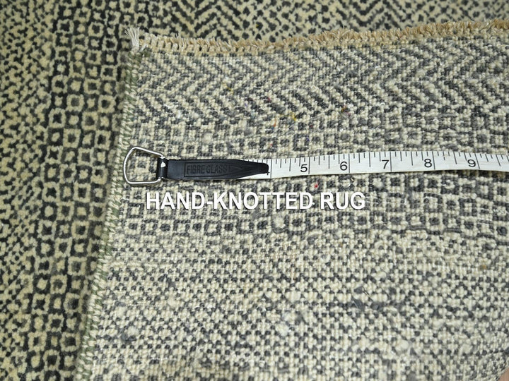 2'0" x 3'0" New Hand Knotted Beige Wool Rectangle Oriental Rug - MOA10276594