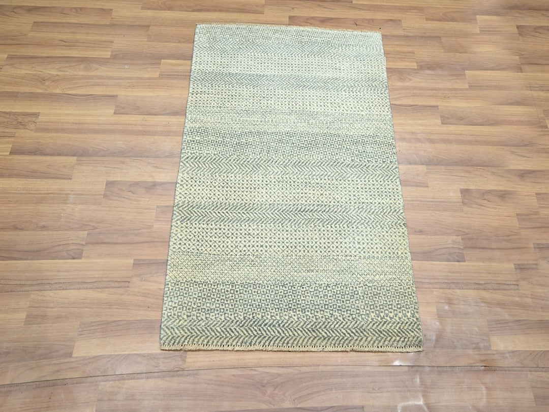2'0" x 3'0" New Hand Knotted Beige Wool Rectangle Oriental Rug - MOA10276595