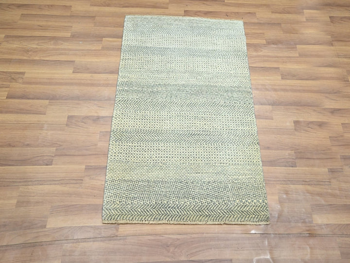 2'0" x 3'0" New Hand Knotted Beige Wool Rectangle Oriental Rug - MOA10276595