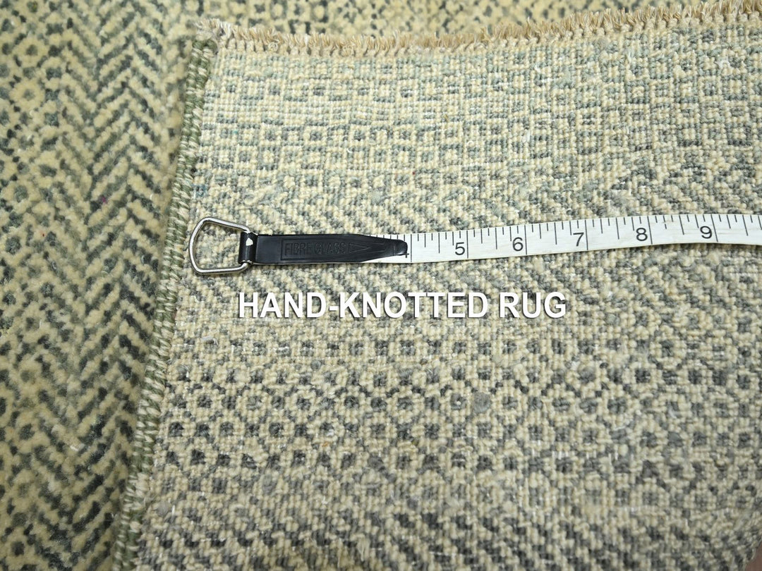2'0" x 3'0" New Hand Knotted Beige Wool Rectangle Oriental Rug - MOA10276596