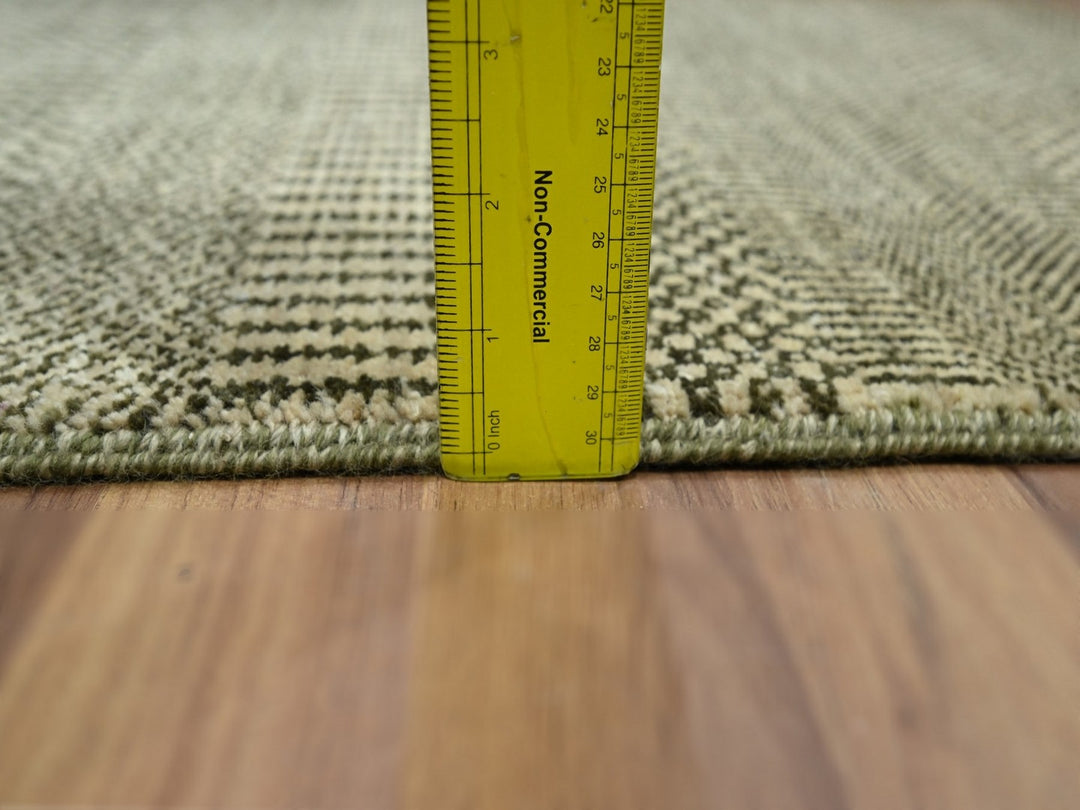 2'0" x 3'0" New Hand Knotted Brown Wool Rectangle Oriental Rug - MOA10276633