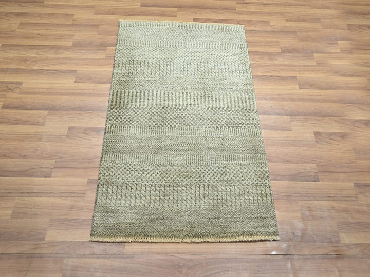 2'0" x 3'0" New Hand Knotted Grey Wool Rectangle Oriental Rug - MOA10276640