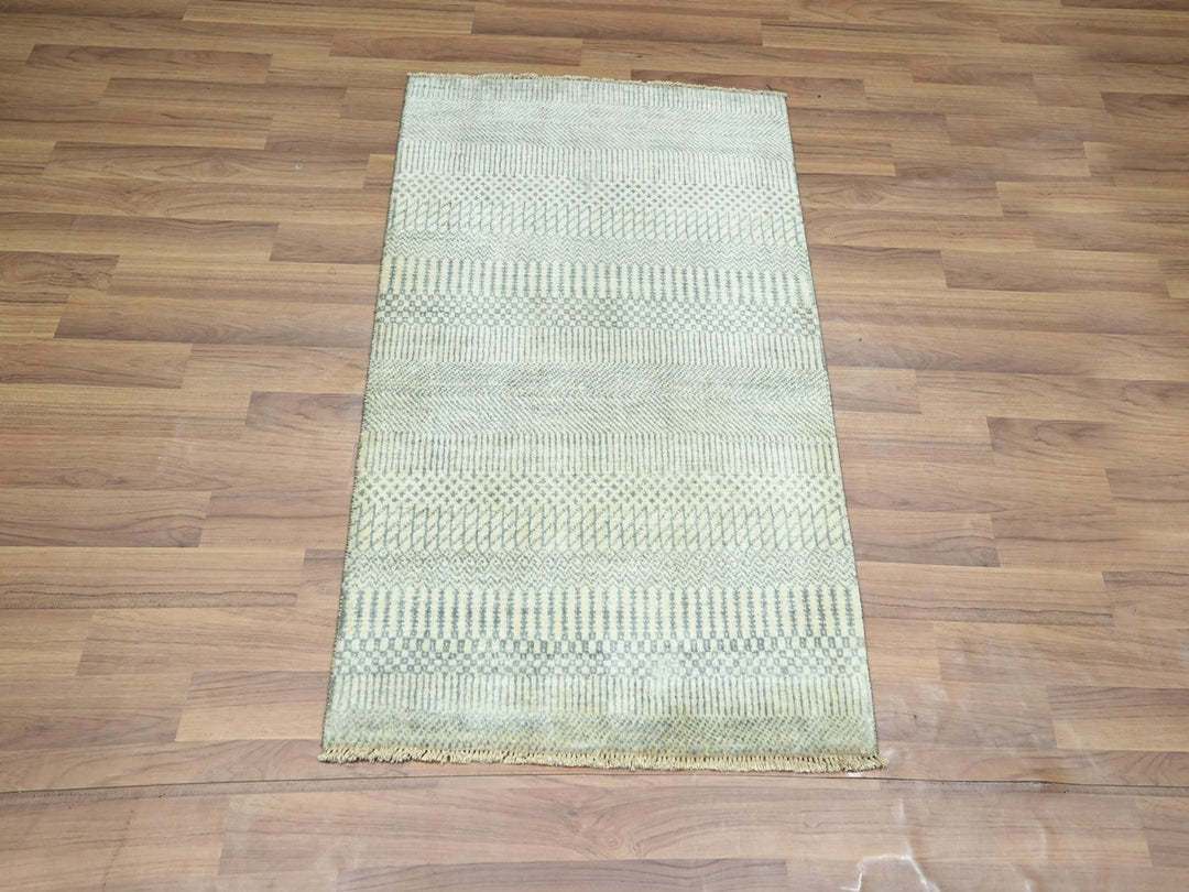 2'0" x 3'0" New Hand Knotted Beige Wool Rectangle Oriental Rug - MOA10276645