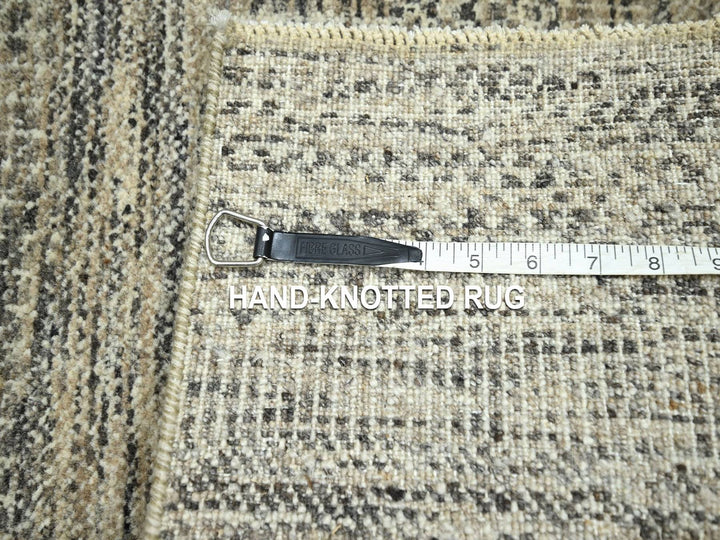 2'0" x 3'0" New Hand Knotted Beige Wool Rectangle Oriental Rug - MOA10276657