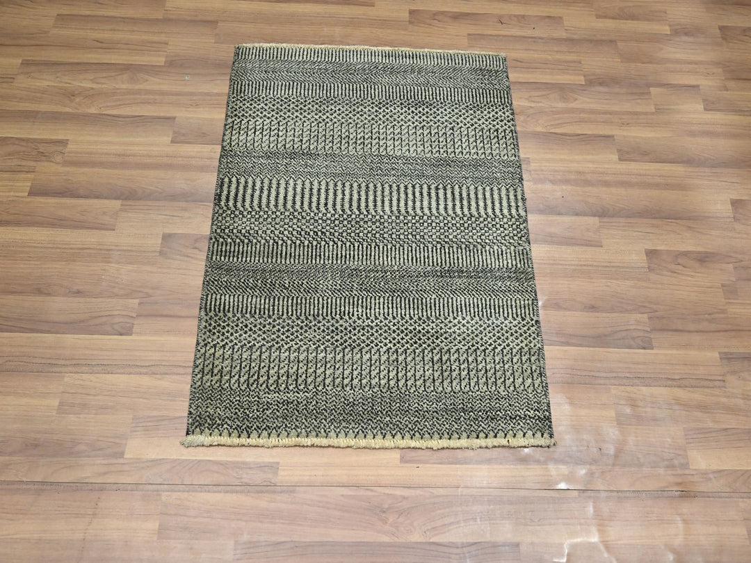 2'0" x 3'0" New Hand Knotted Grey Wool Rectangle Oriental Rug - MOA10276662