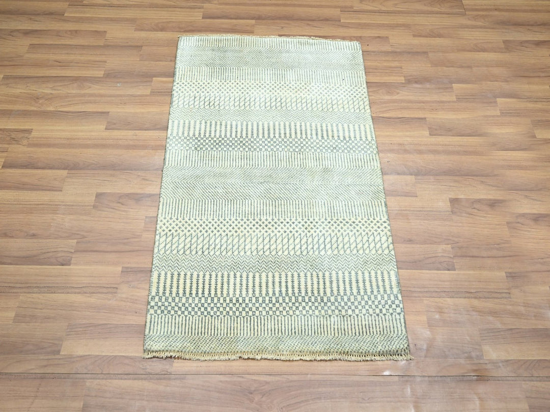 2'0" x 3'0" New Hand Knotted Grey Wool Rectangle Oriental Rug - MOA10276664