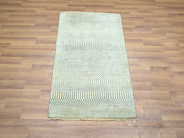 2'0" x 3'0" New Hand Knotted Grey Wool Rectangle Oriental Rug - MOA10276664