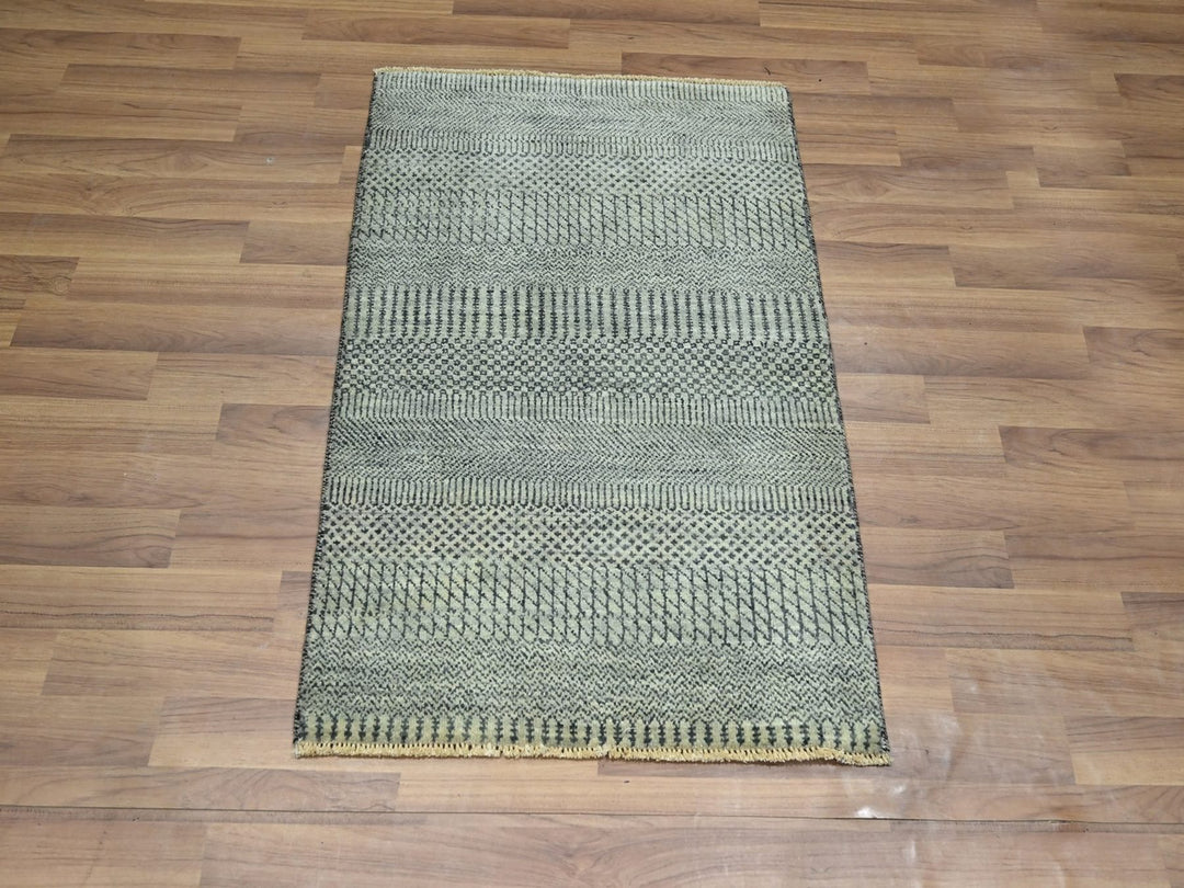 2'0" x 3'0" New Hand Knotted Grey Wool Rectangle Oriental Rug - MOA10276668