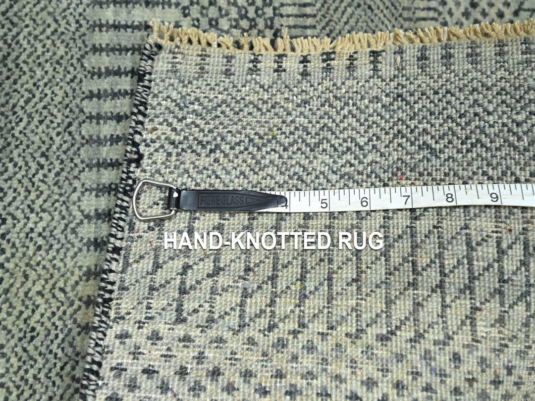 2'0" x 3'0" New Hand Knotted Grey Wool Rectangle Oriental Rug - MOA10276669