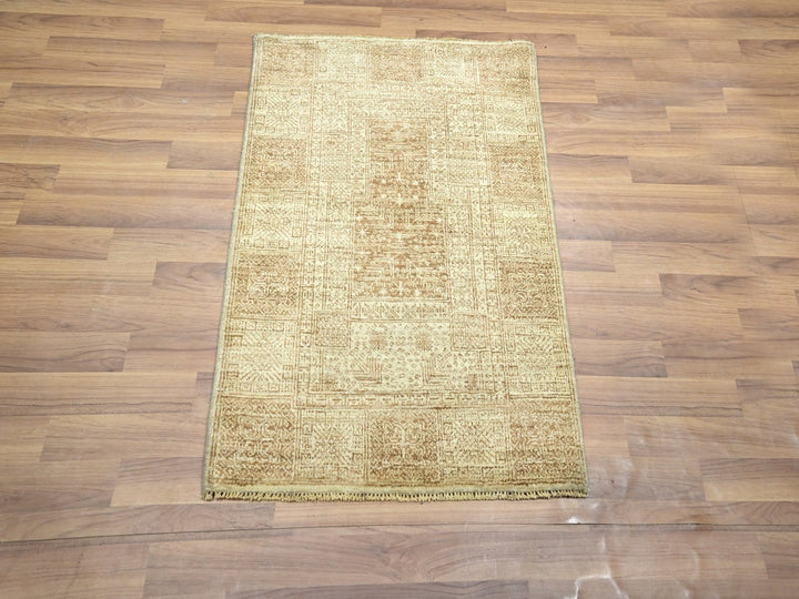 2'0" x 3'0" New Hand Knotted Beige Wool Rectangle Oriental Rug - MOA10276675