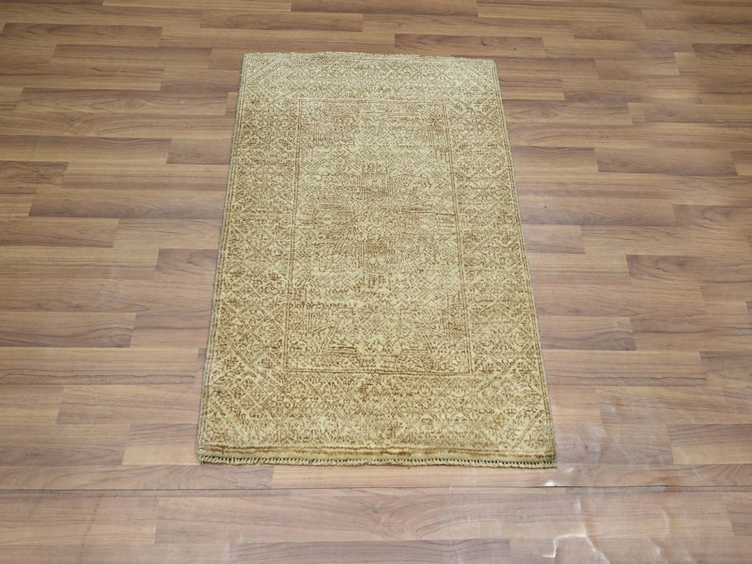 2'0" x 3'0" New Hand Knotted Beige Wool & Silk Rectangle Oriental Rug - MOA10276676