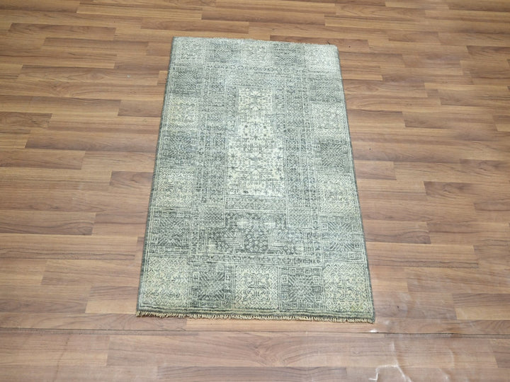 2'0" x 3'0" New Hand Knotted Grey Wool Rectangle Oriental Rug - MOA10276679