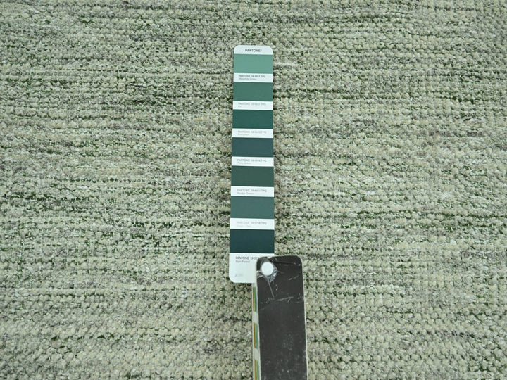 9'10" x 14'0" New Hand Knotted Green Wool Rectangle Oriental Rug - MOA10276694
