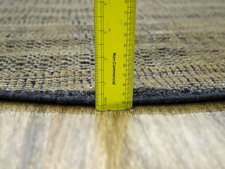6'1" x 6'1" New Hand Knotted Brown Wool Round Oriental Rug - MOA10276730