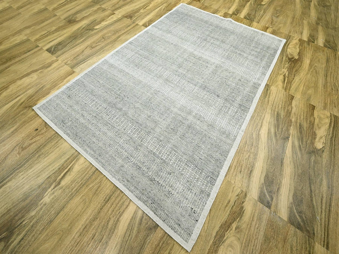 5'11" x 9'0" New Hand Knotted Grey Wool Rectangle Oriental Rug - MOA10276735
