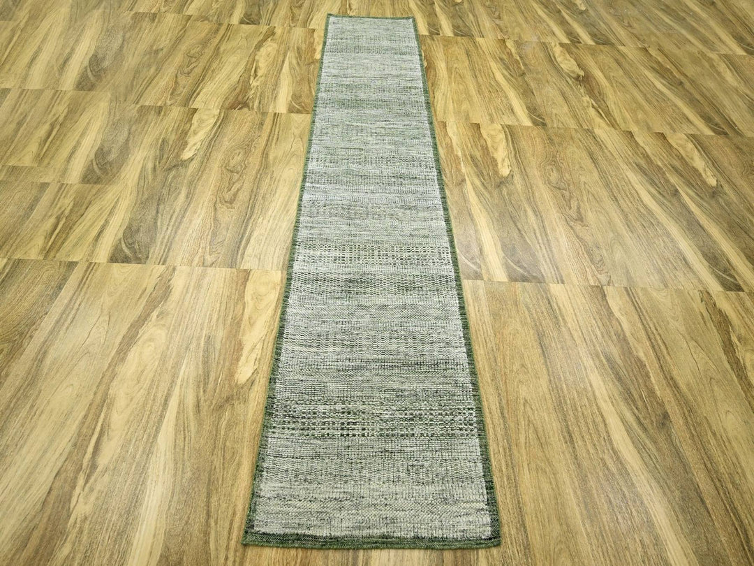 2'6" x 11'10" New Hand Knotted Green Wool Runner Oriental Rug - MOA10276740