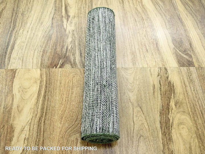 2'6" x 11'10" New Hand Knotted Green Wool Runner Oriental Rug - MOA10276740