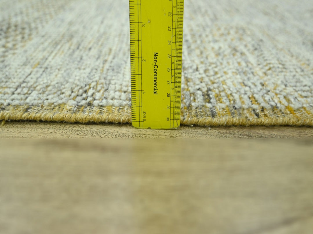 2'6" x 9'11" New Hand Knotted Yellow Wool Runner Oriental Rug - MOA10276753