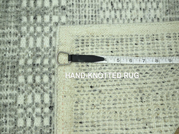 2'0" x 3'0" New Hand Knotted Grey Wool Rectangle Oriental Rug - MOA10276778