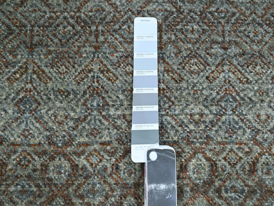 2'6" x 8'0" New Hand Knotted Grey Wool Runner Oriental Rug - MOA10276874