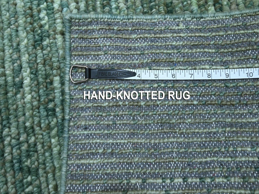 2'1" x 3'2" New Hand Knotted Green Wool Rectangle Oriental Rug - MOA10276904