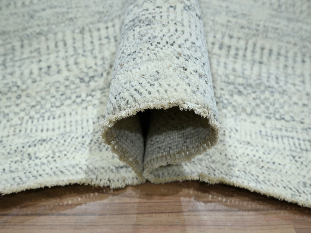7'11" x 9'10" New Hand Knotted Ivory Wool Rectangle Oriental Rug - MOA10276916