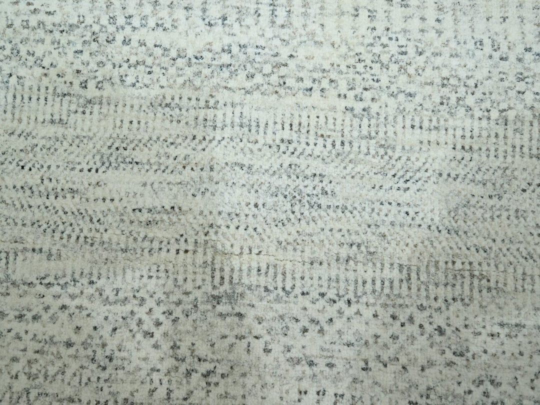 7'11" x 9'10" New Hand Knotted Ivory Wool Rectangle Oriental Rug - MOA10276916