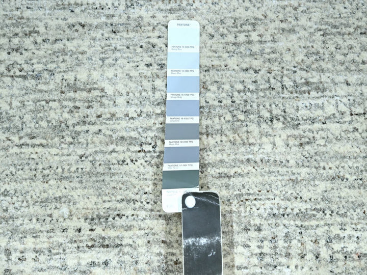 12'1" x 15'0" New Hand Knotted Grey Wool Rectangle Oriental Rug - MOA10276920