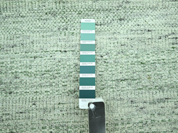 8'11" x 12'1" New Hand Knotted Green Wool Rectangle Oriental Rug - MOA10276942