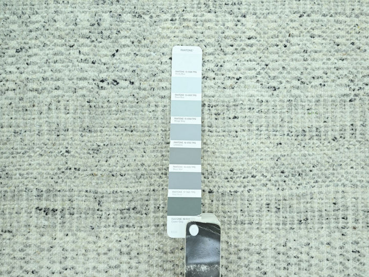 9'1" x 12'2" New Hand Knotted Grey Wool Rectangle Oriental Rug - MOA10276976