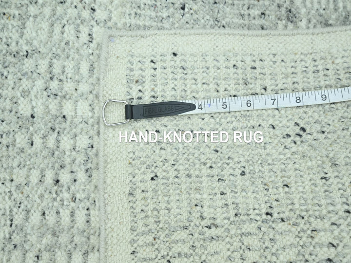 2'0" x 3'0" New Hand Knotted Grey Wool Rectangle Oriental Rug - MOA10276978