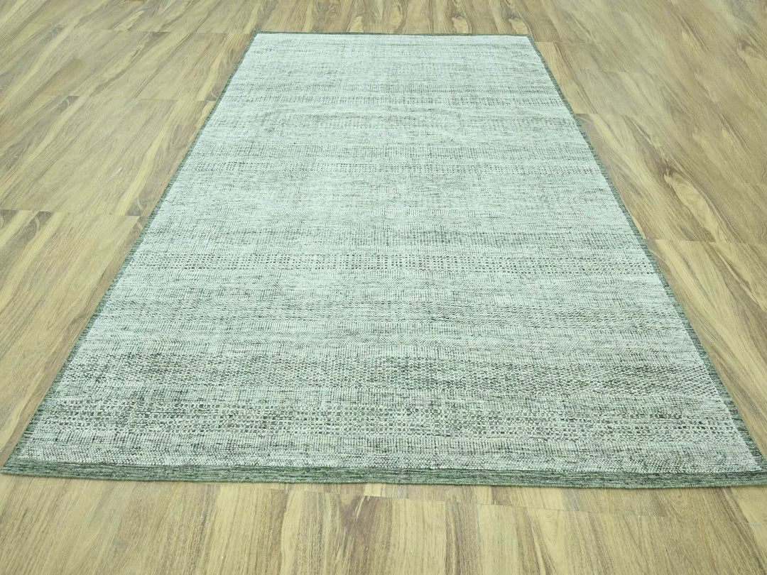 9'1" x 11'11" New Hand Knotted Green Wool Rectangle Oriental Rug - MOA10276984