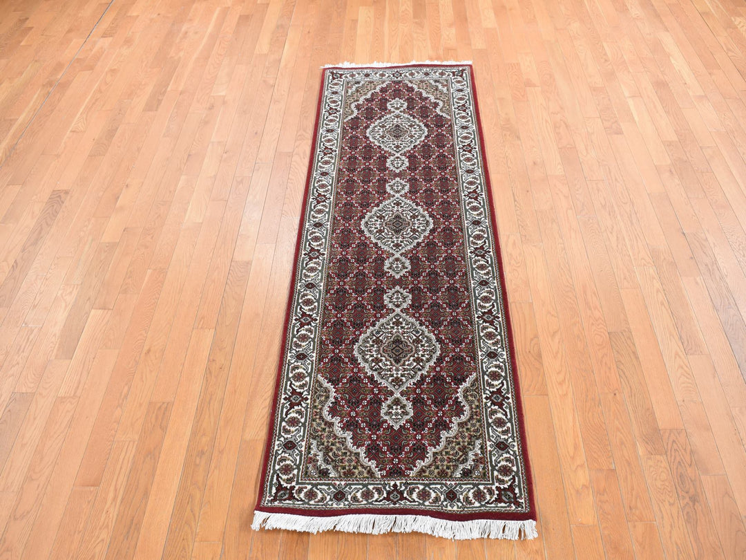 2'8" x 8'5" New Hand Knotted Red Wool & Silk Runner Oriental Rug - MOA10278004
