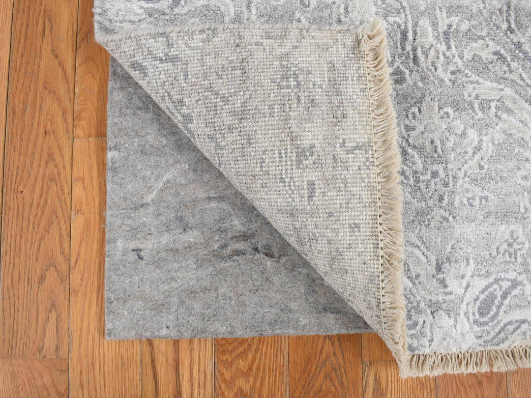 2'7" x 5'10" New Hand Knotted Grey Wool & Silk Runner Oriental Rug - MOA10278042