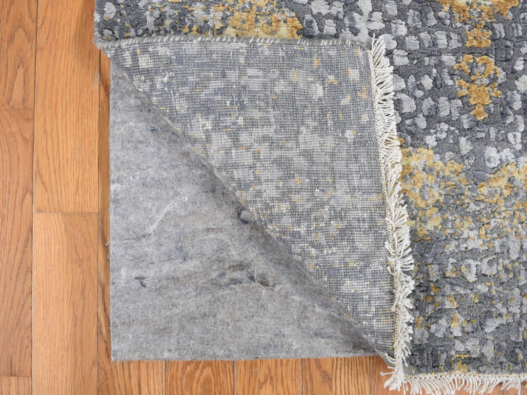 3'2" x 10'0" New Hand Knotted Grey Wool & Silk Runner Oriental Rug - MOA10278052