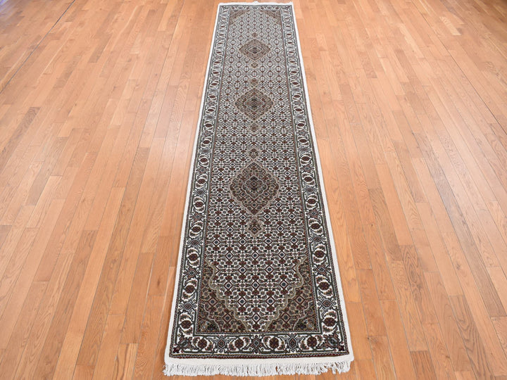 2'7" x 11'10" New Hand Knotted Ivory Wool & Silk Runner Oriental Rug - MOA10278068