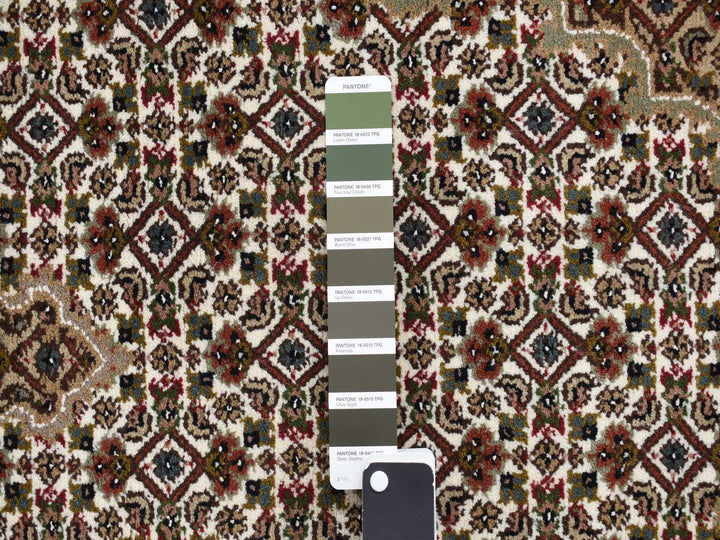 2'7" x 11'10" New Hand Knotted Ivory Wool & Silk Runner Oriental Rug - MOA10278068