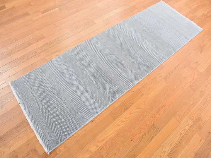 2'7" x 8'0" New Hand Knotted Grey Wool Runner Oriental Rug - MOA10278080