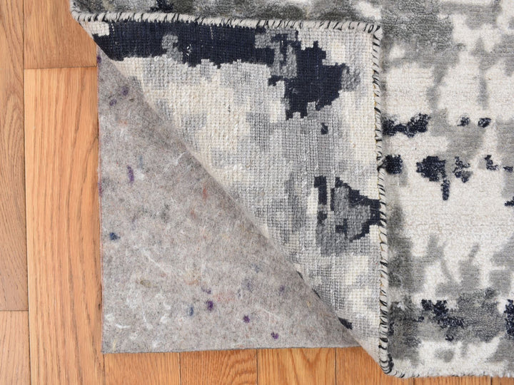 2'1" x 3'0" New Hand Knotted Grey Wool & Silk Rectangle Oriental Rug - MOA10278100