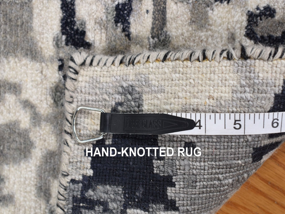 2'1" x 3'0" New Hand Knotted Grey Wool & Silk Rectangle Oriental Rug - MOA10278100