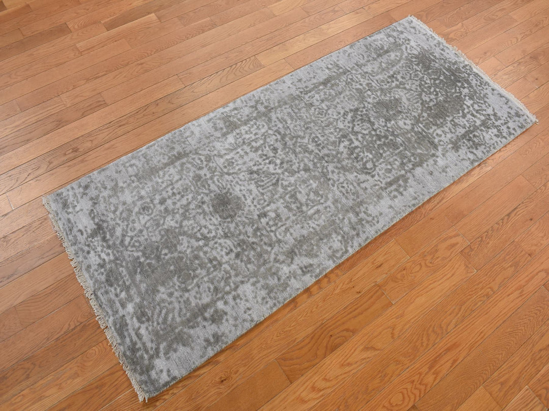 2'7" x 6'0" New Hand Knotted Grey Wool & Silk Runner Oriental Rug - MOA10278117
