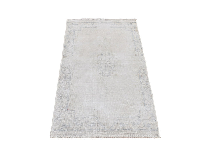 1'7" x 3'7" Vintage Hand Knotted Ivory Wool Rectangle Oriental Rug - MOA10278138