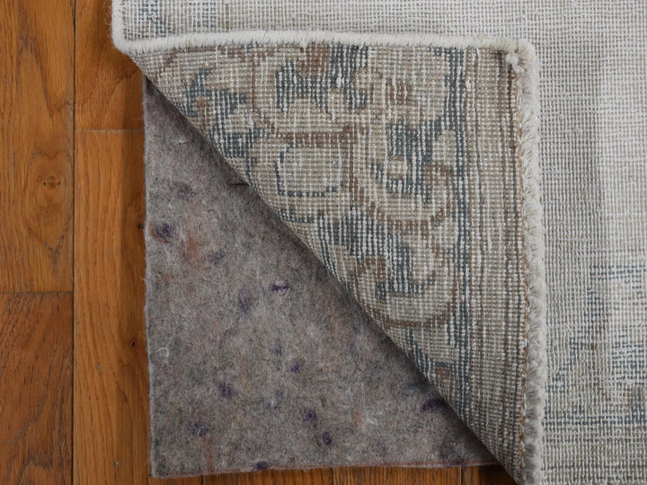 1'7" x 3'7" Vintage Hand Knotted Ivory Wool Rectangle Oriental Rug - MOA10278138