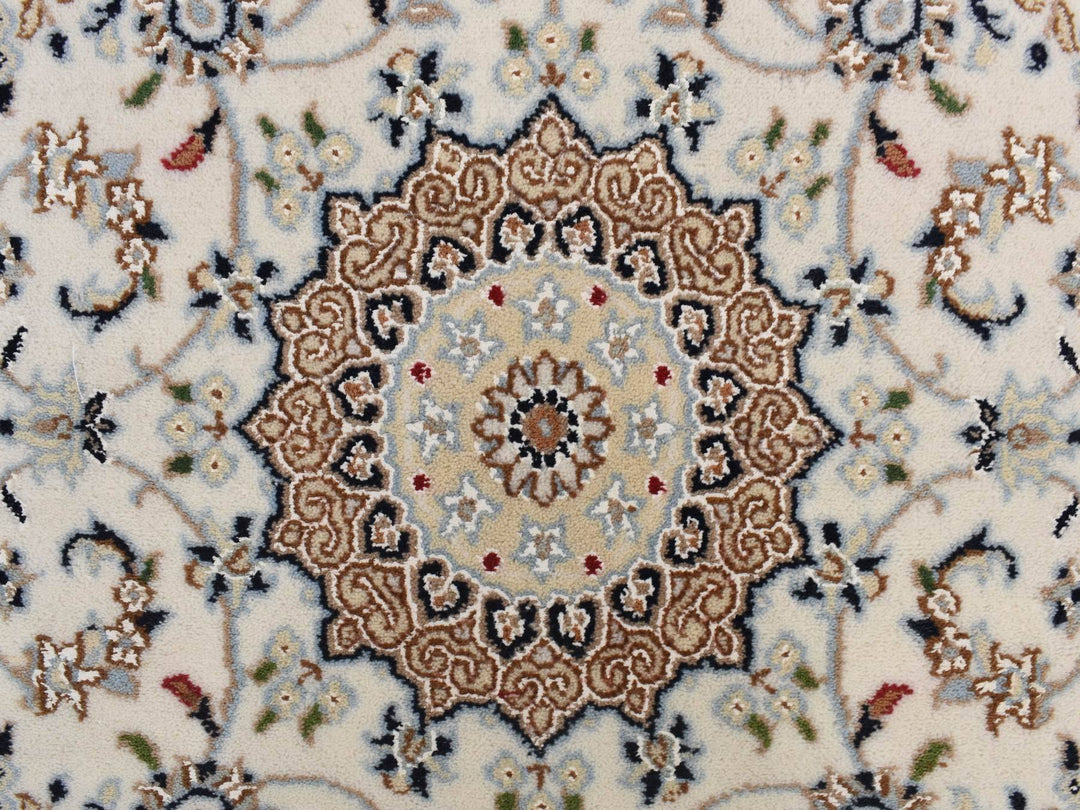 2'9" x 8'6" New Hand Knotted Ivory Wool Rectangle Oriental Rug - MOA10278223