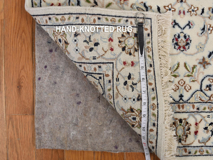 2'9" x 8'6" New Hand Knotted Ivory Wool Rectangle Oriental Rug - MOA10278223
