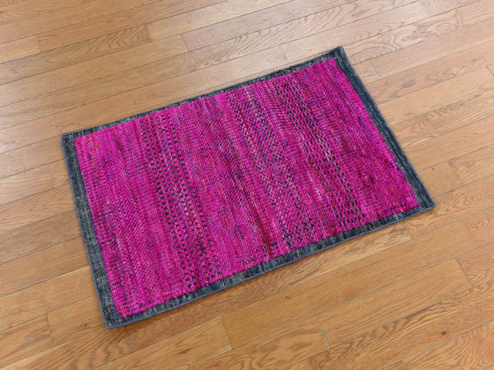 2'0" x 3'1" New Hand Knotted Pink Wool & Silk Rectangle Oriental Rug - MOA10278336