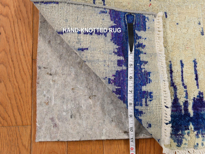 2'0" x 3'0" New Hand Knotted Ivory Wool & Silk Rectangle Oriental Rug - MOA10278360