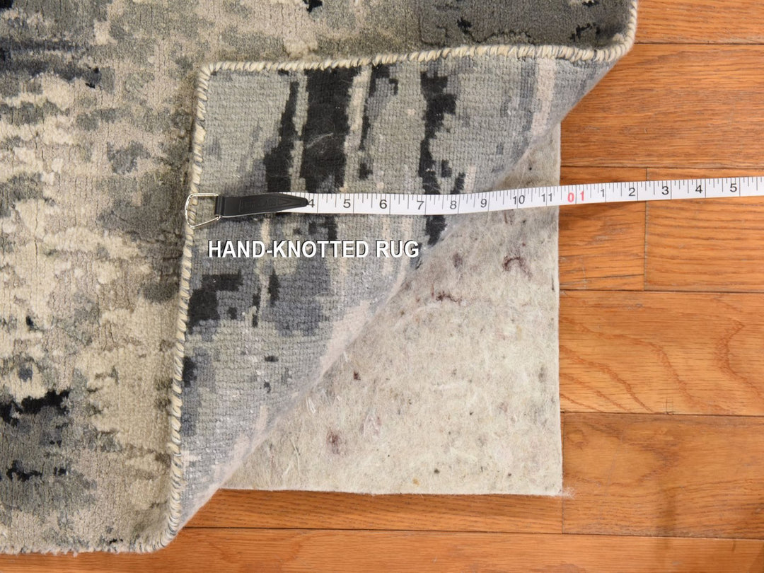 2'0" x 3'0" New Hand Knotted Black Wool & Silk Rectangle Oriental Rug - MOA10278402