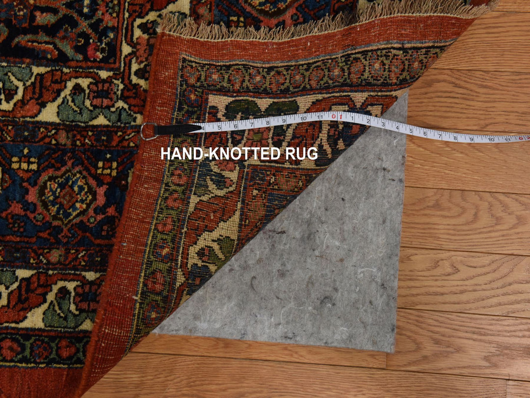 13'6" x 19'2" Vintage Hand Knotted Red Wool Rectangle Oriental Rug - MOA10278412