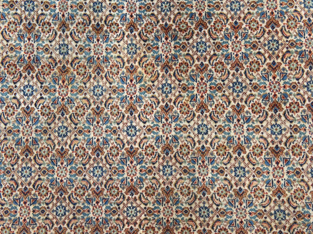 6'7" x 9'10" Vintage Hand Knotted Ivory Wool Rectangle Oriental Rug - MOA10278529